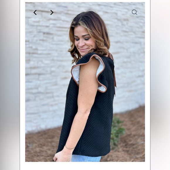 New With Tags Boutique Voy Black Quilted Flutter Sleeve Top Sz M - Picture 3 of 12